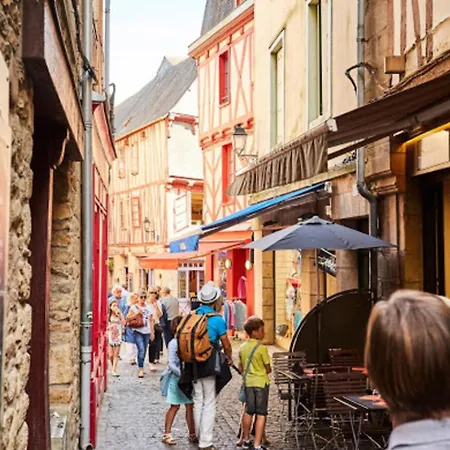 Appartamento Chic Sous Les Toits Du Centre Historique *